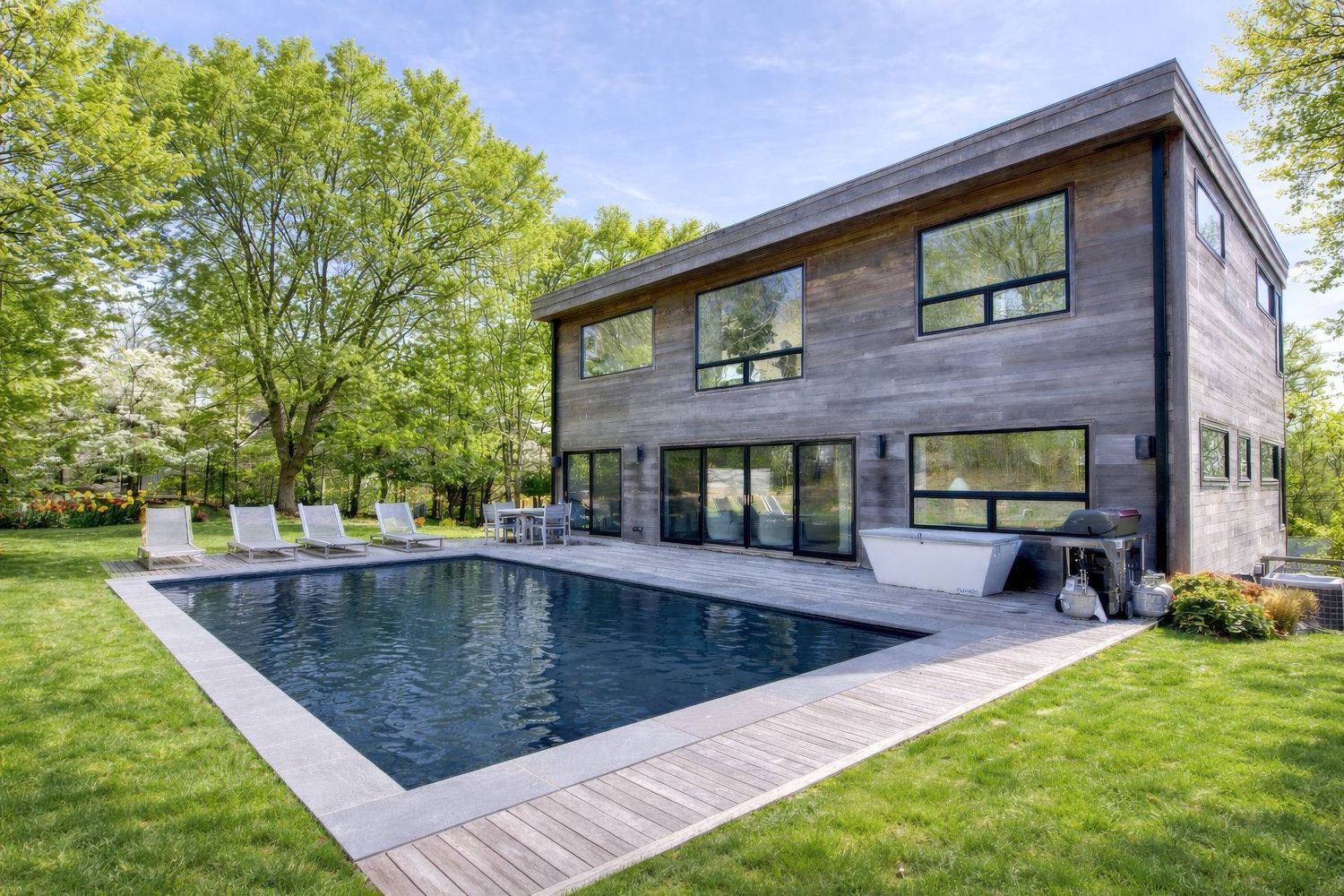 23 Robeson Boulevard