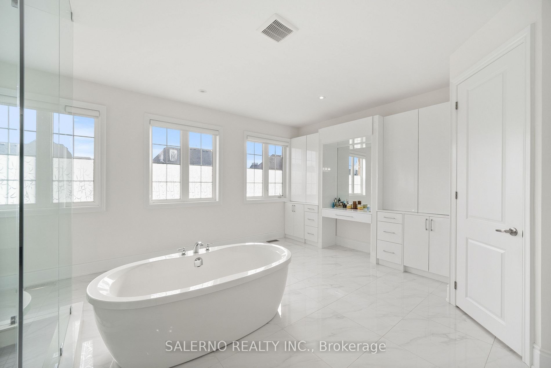 20 Ballard Drive