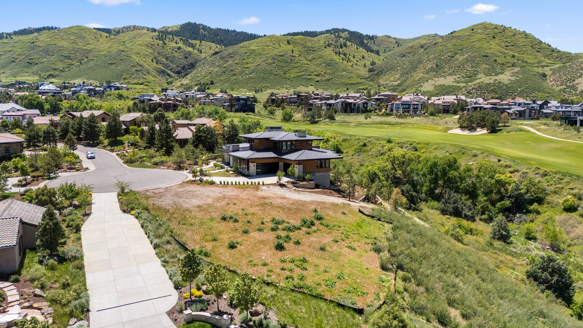 8189 Paradiso Court