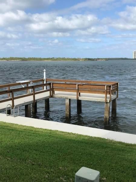111 Shore Court Ct # 305