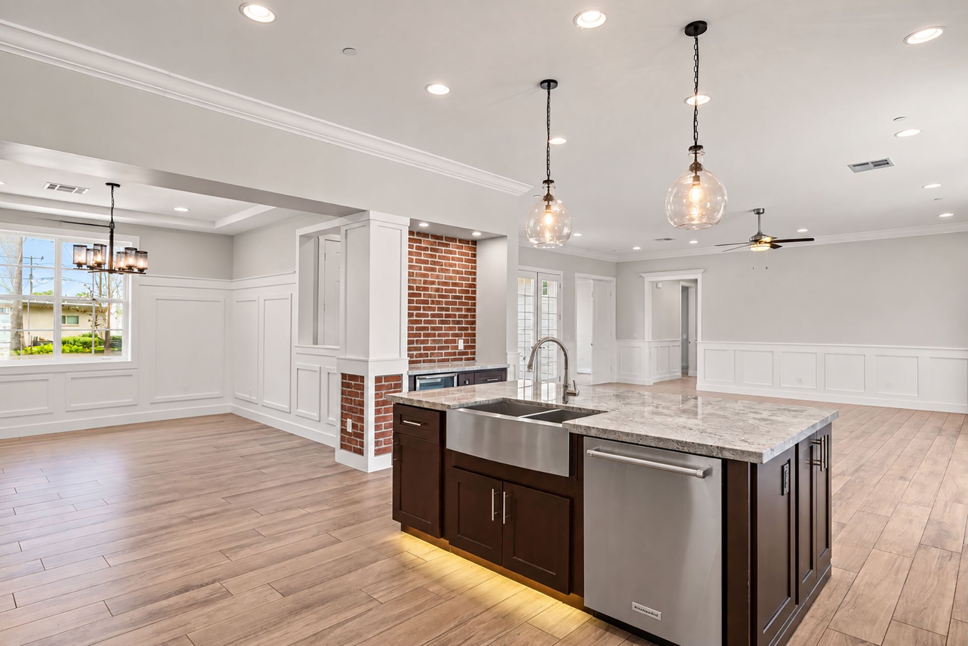 3412 N KACHINA Lane