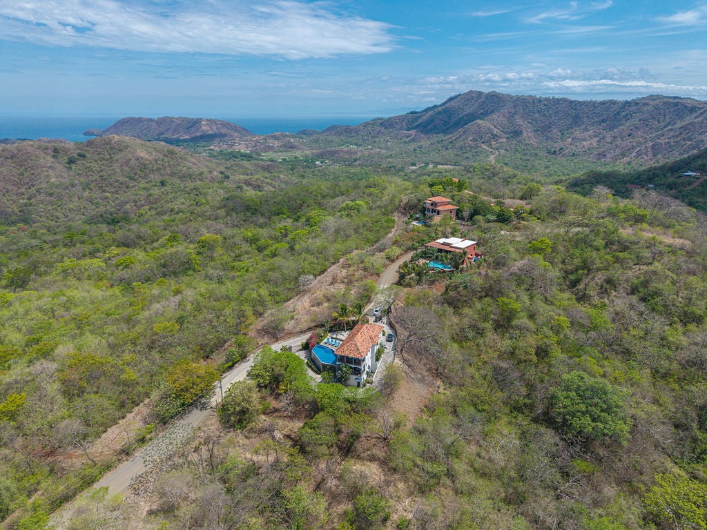 Casa de Estrellas | Elegant 4BR Ocean View Home in Pacific Heights, Potrero