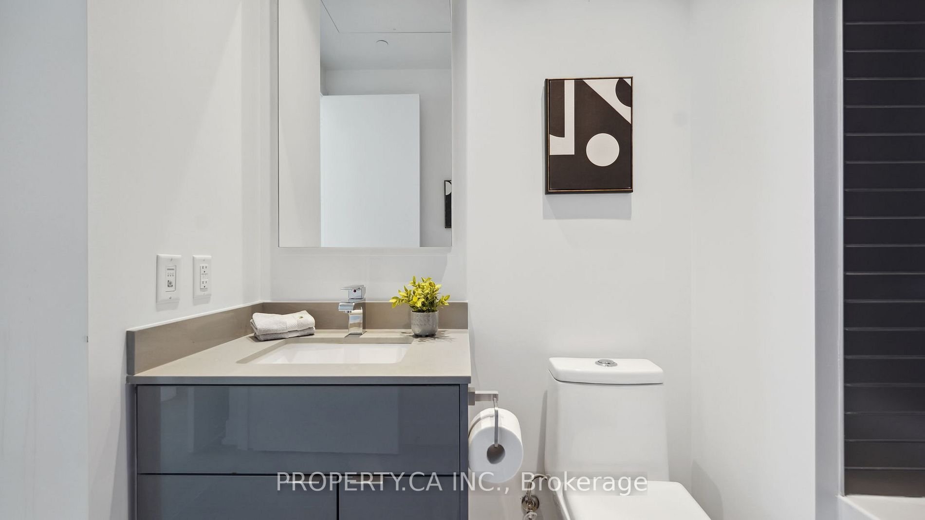 BAY STREET'S CAPTIVATING SUITE