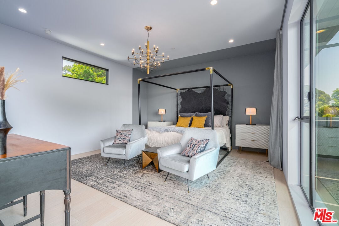 Meridian Reserve, Franklin Ave, 90046