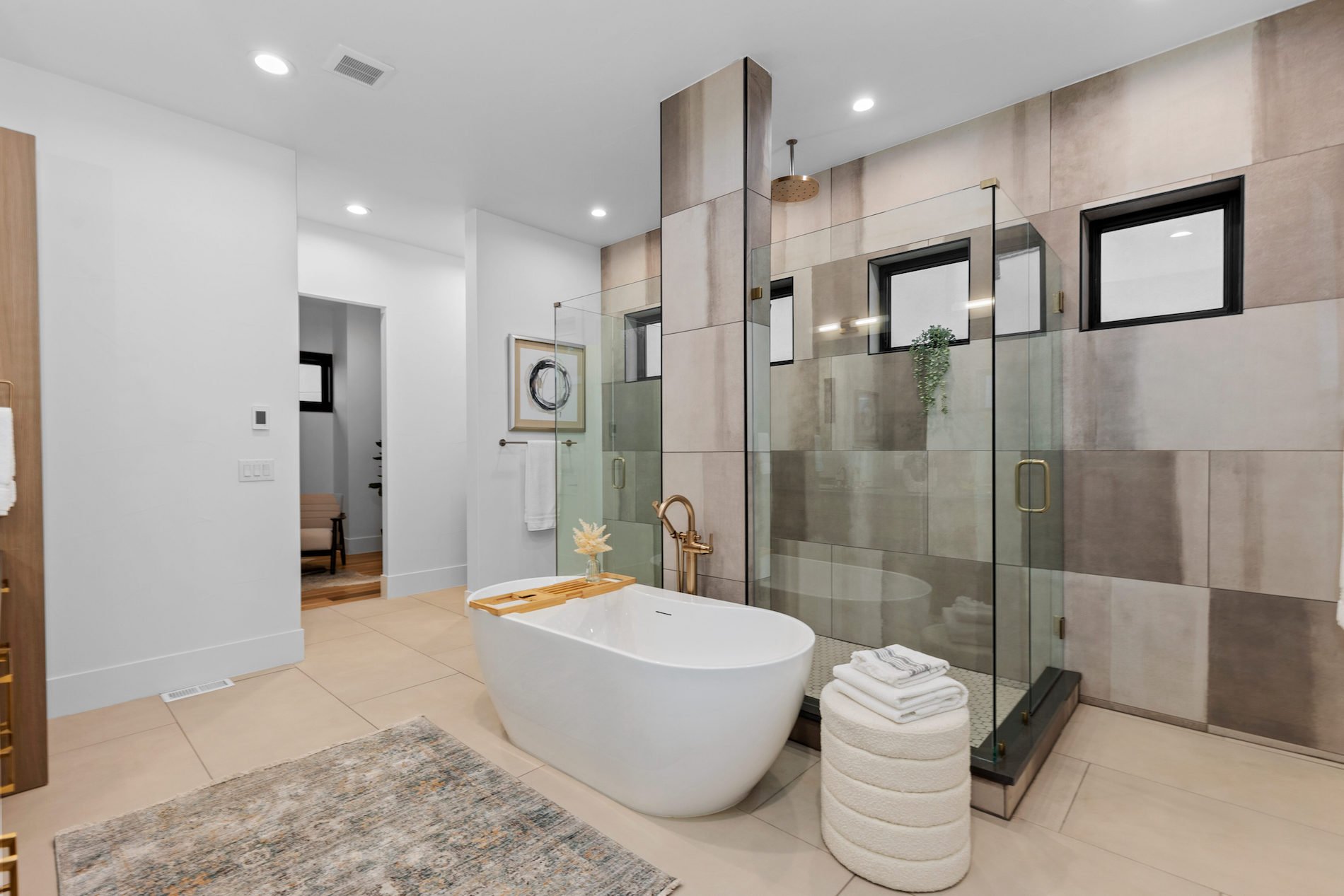 8103 Raphael Lane