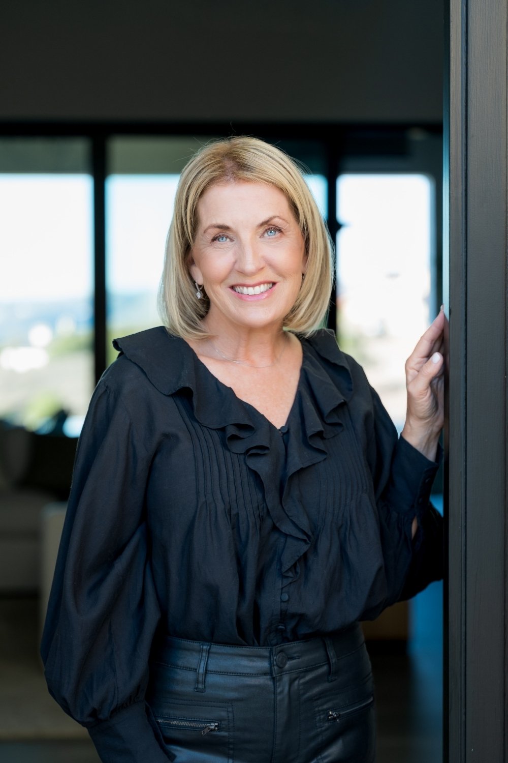Susan Meyers-Pyke San Diego, CA Real Estate Agent Headshot