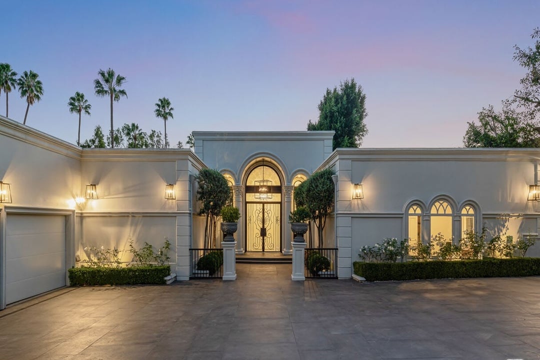Noble Villa