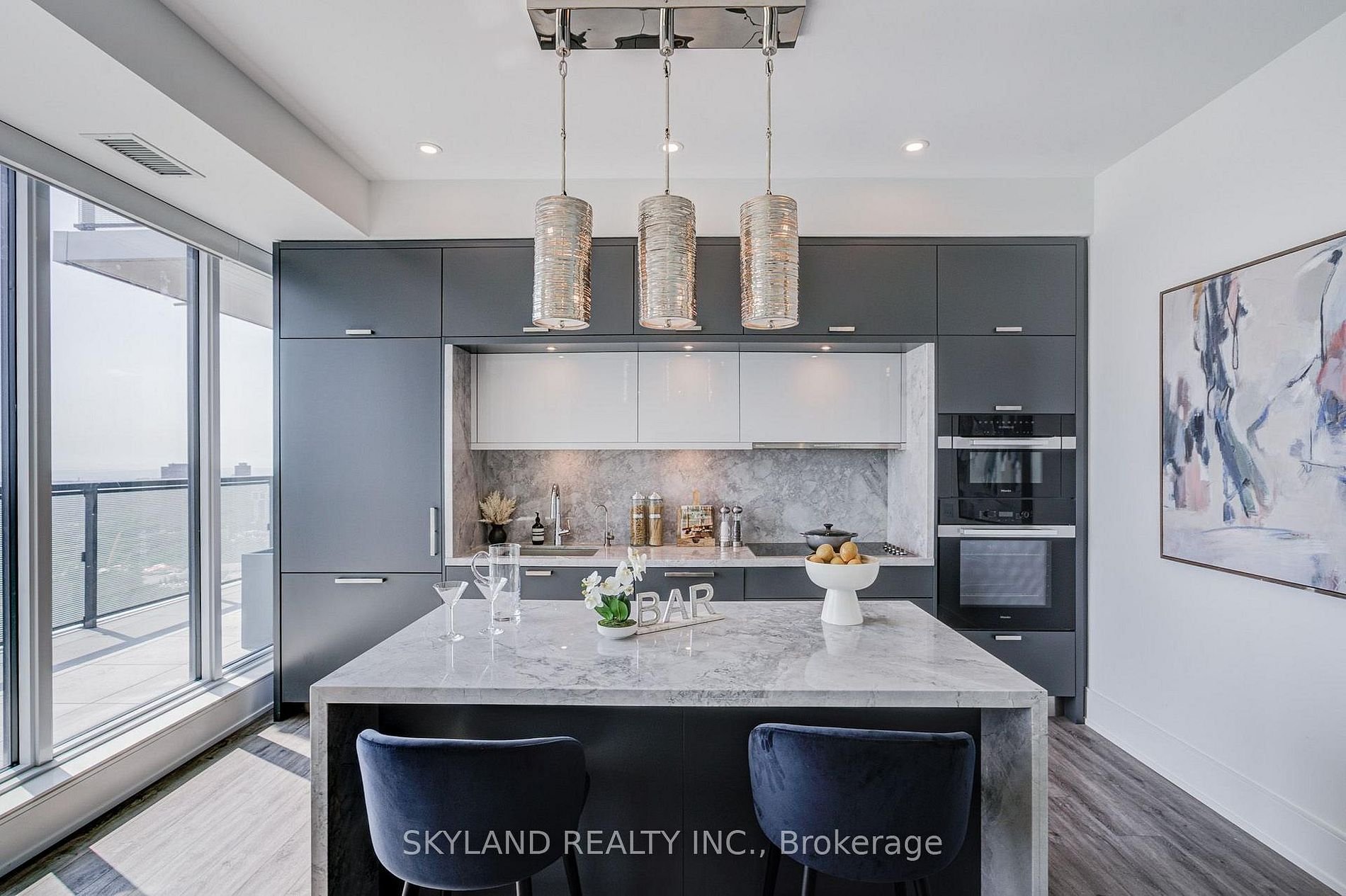 LUXURY IN TRIDEL