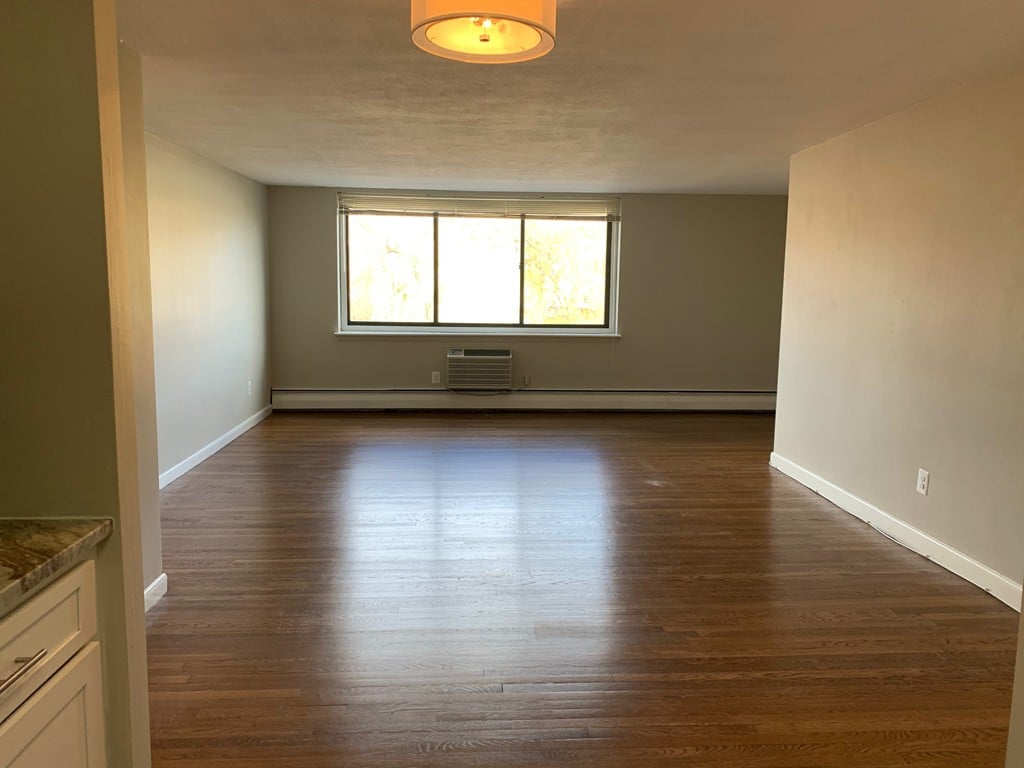 519 Washington St, #12