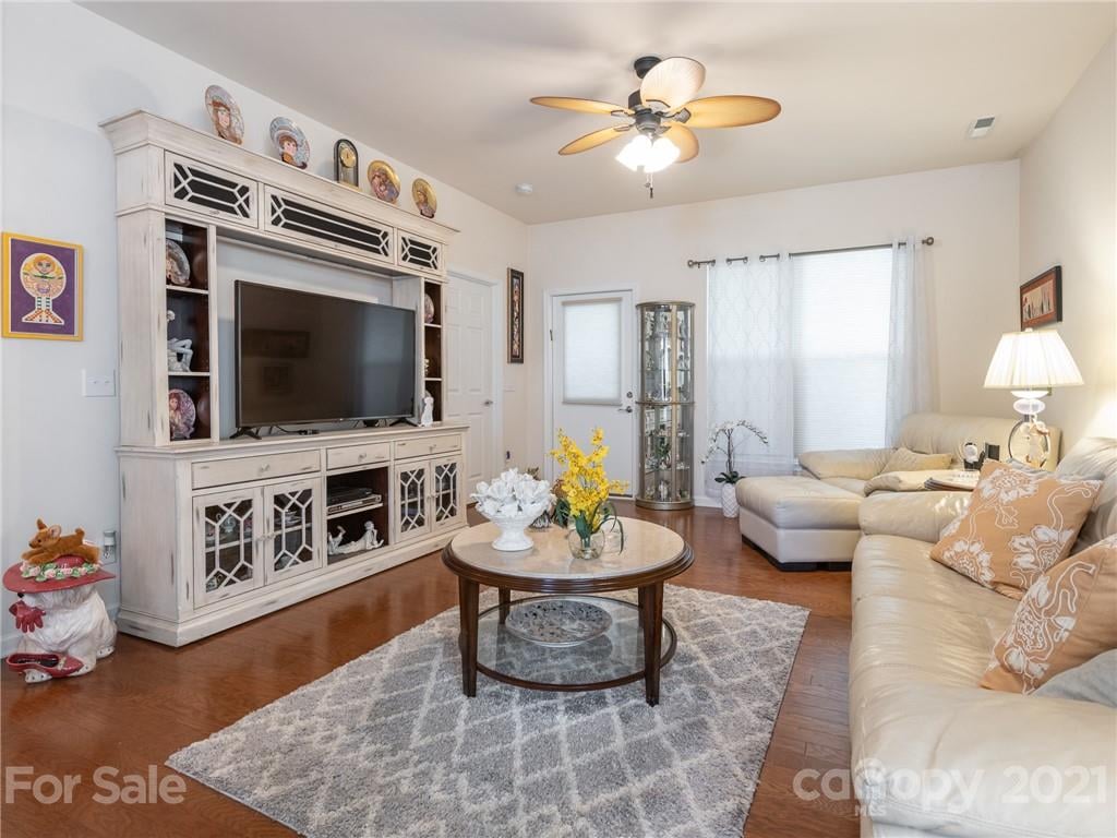 23076 Whimbrel Cir