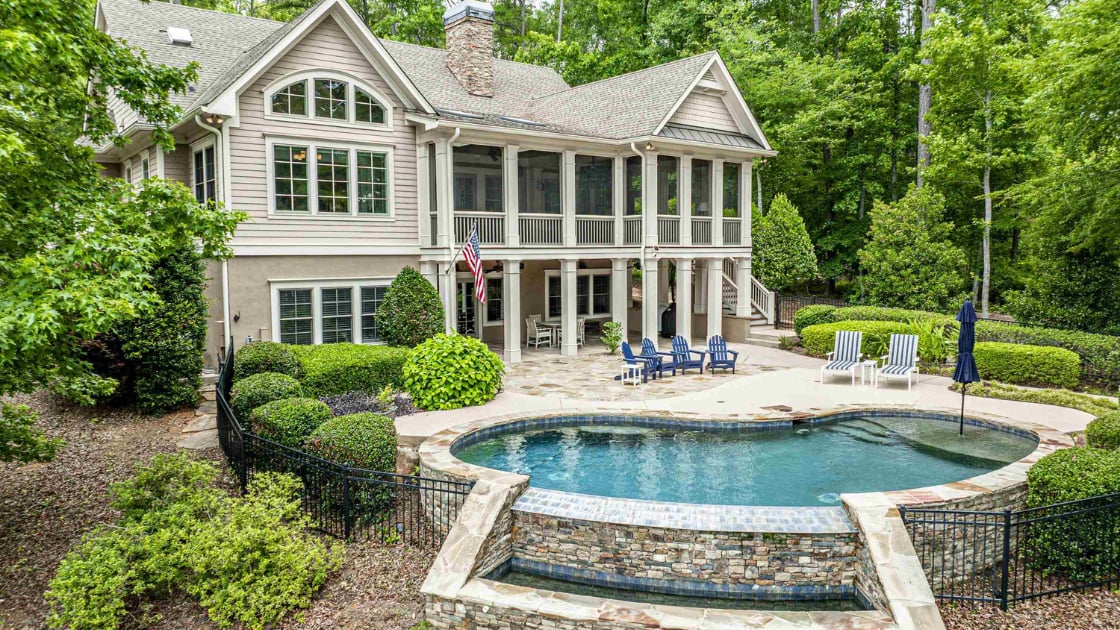 Lake Oconee Lakefront Home Tour: 1101 Talon Drive