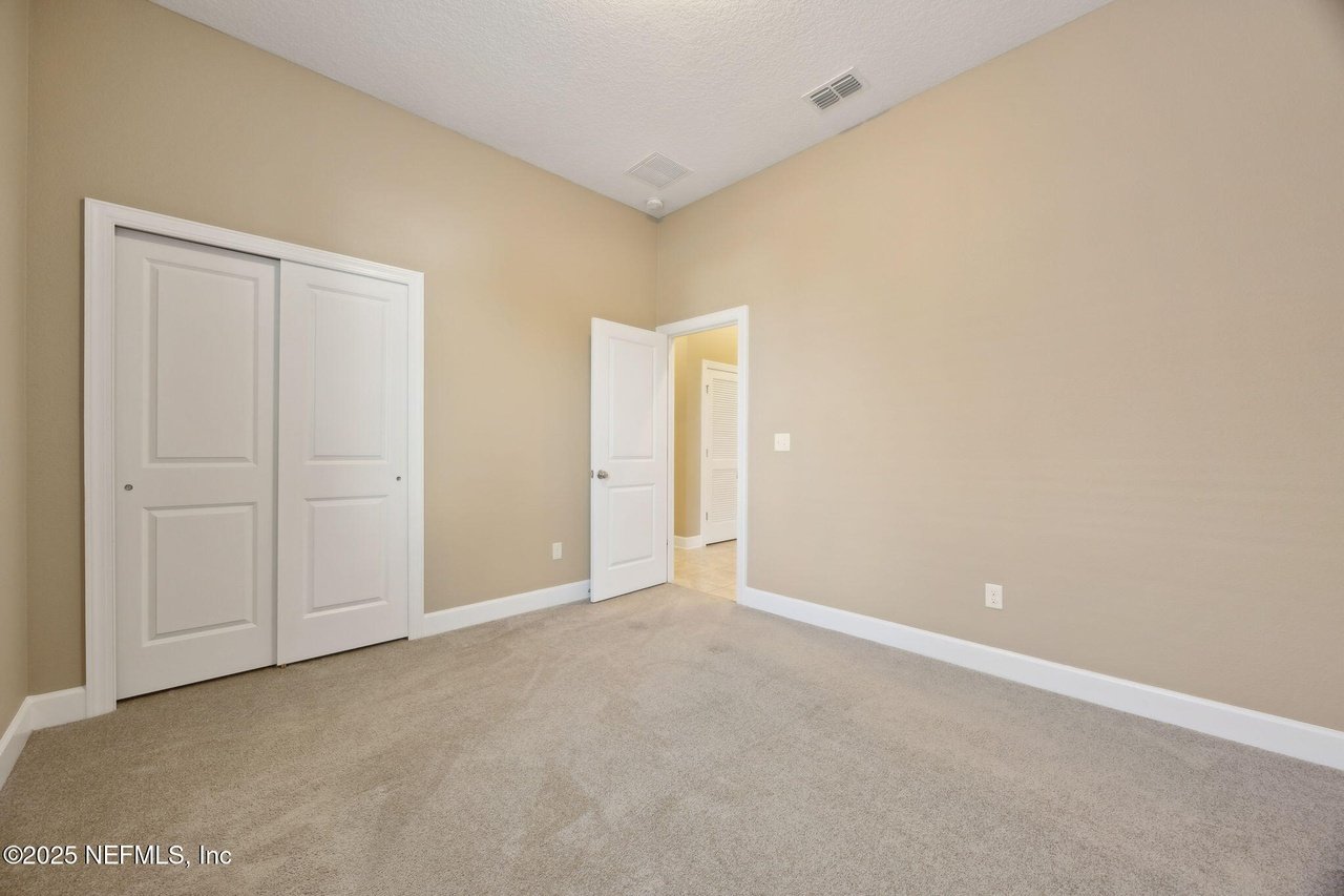 1479 Shadow Creek Dr