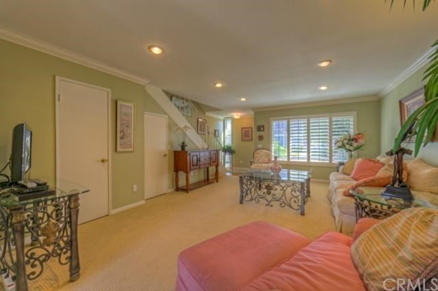 21127 Sailors Bay Ln