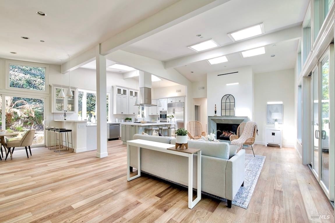 36 Evergreen Dr