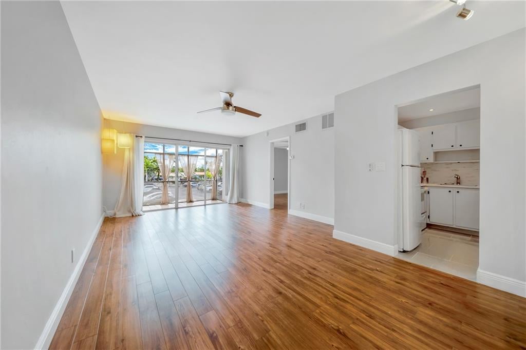 3000 NE 16th Ave APT 211