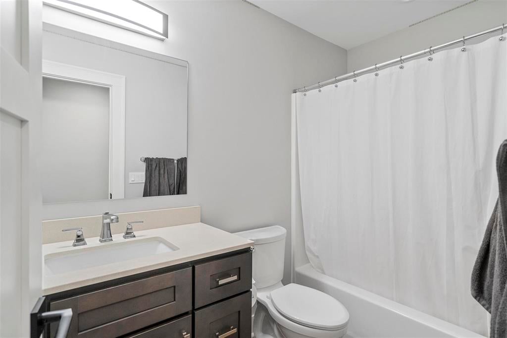 917 Grove Street, Petoskey MI 49770