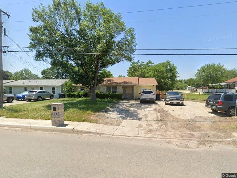 418 Freeman Dr