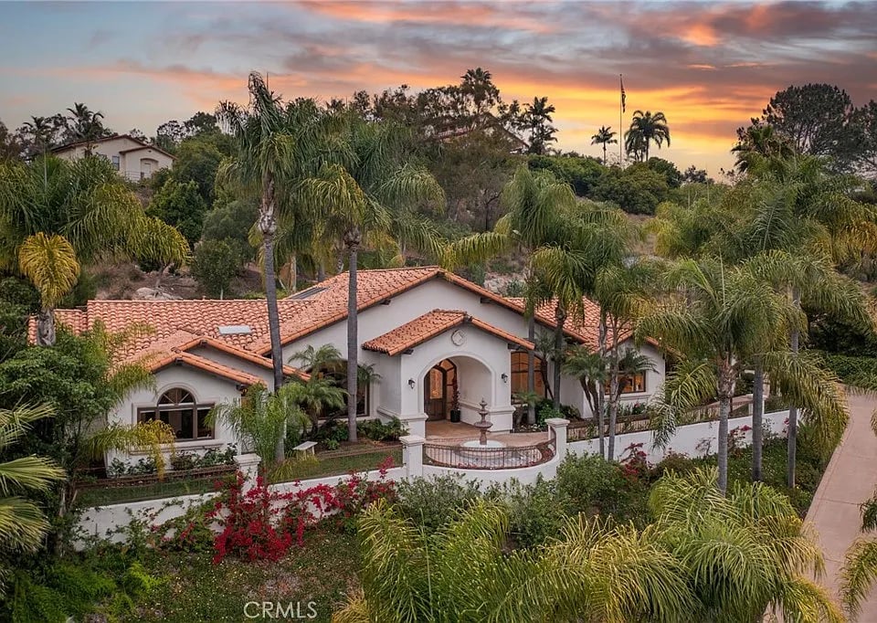 651 Rolling Hills Rd