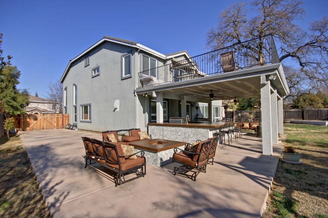 Gorgeous Gated Roseville Listing on 13th Hole at Diamond Oaks!