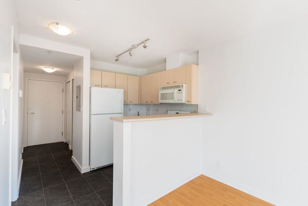 1331 Alberni St, #509
