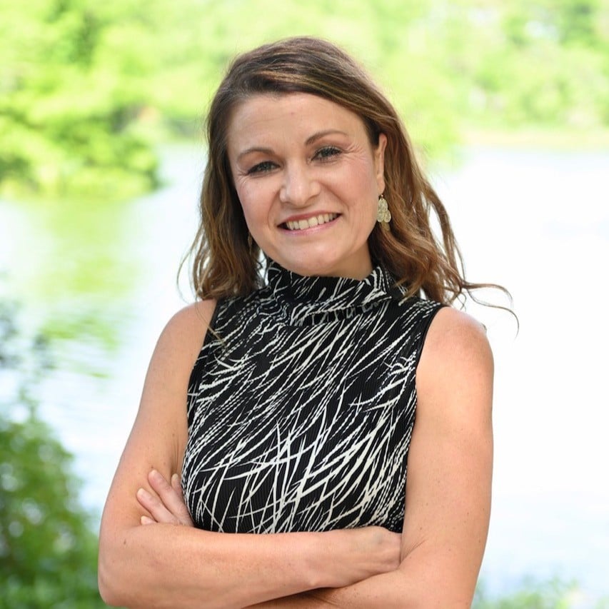 Stephanie Vogel Wilmington, NC Real Estate Agent Headshot 