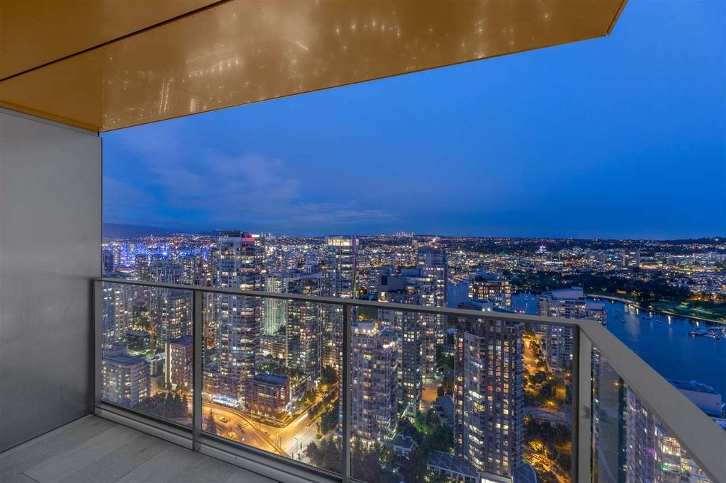 1480 Howe St, #5001