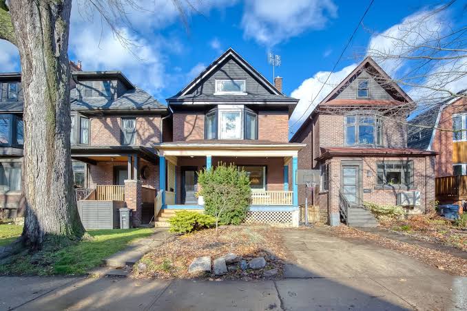 84 Pearson Ave