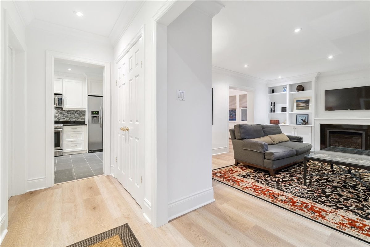 Executive Rental in Forest Hill