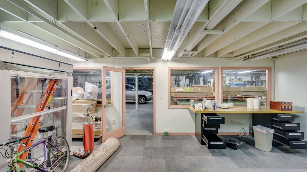1469 Pacific Ave | 16,493 Light Manufacturing Warehouse