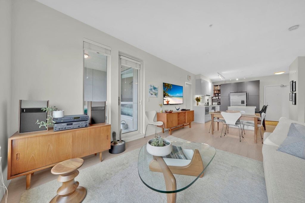 1621 Hamilton Ave, #407