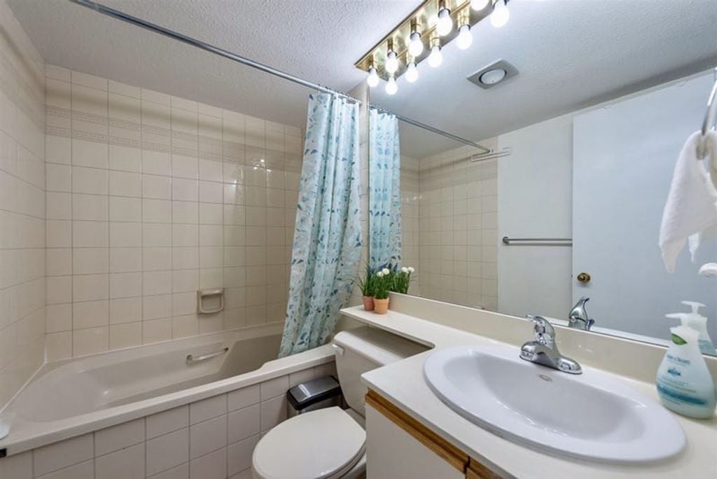 6055 Nelson Ave, #2102