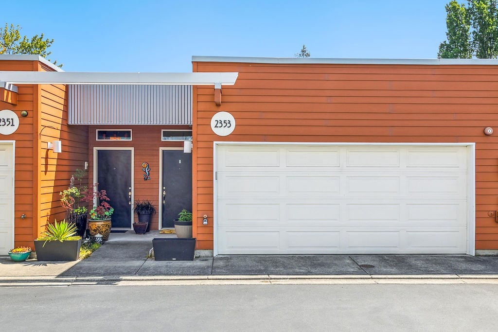 2353 Yakima Court