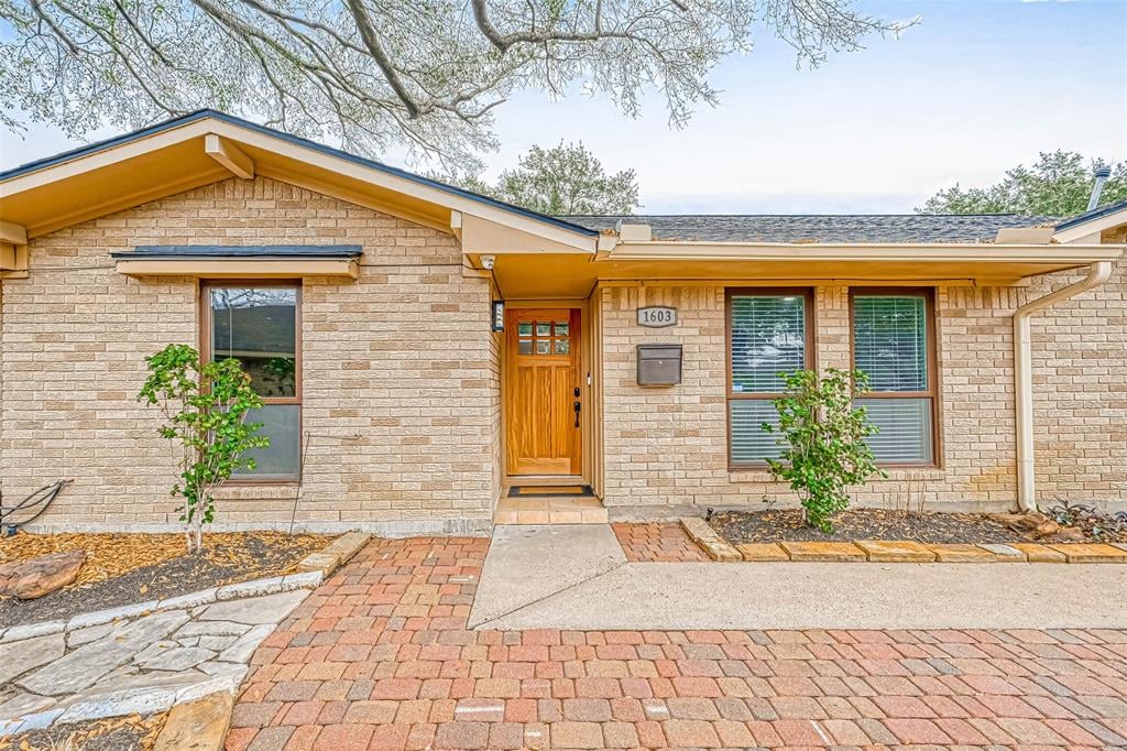 1603 Willowby Dr