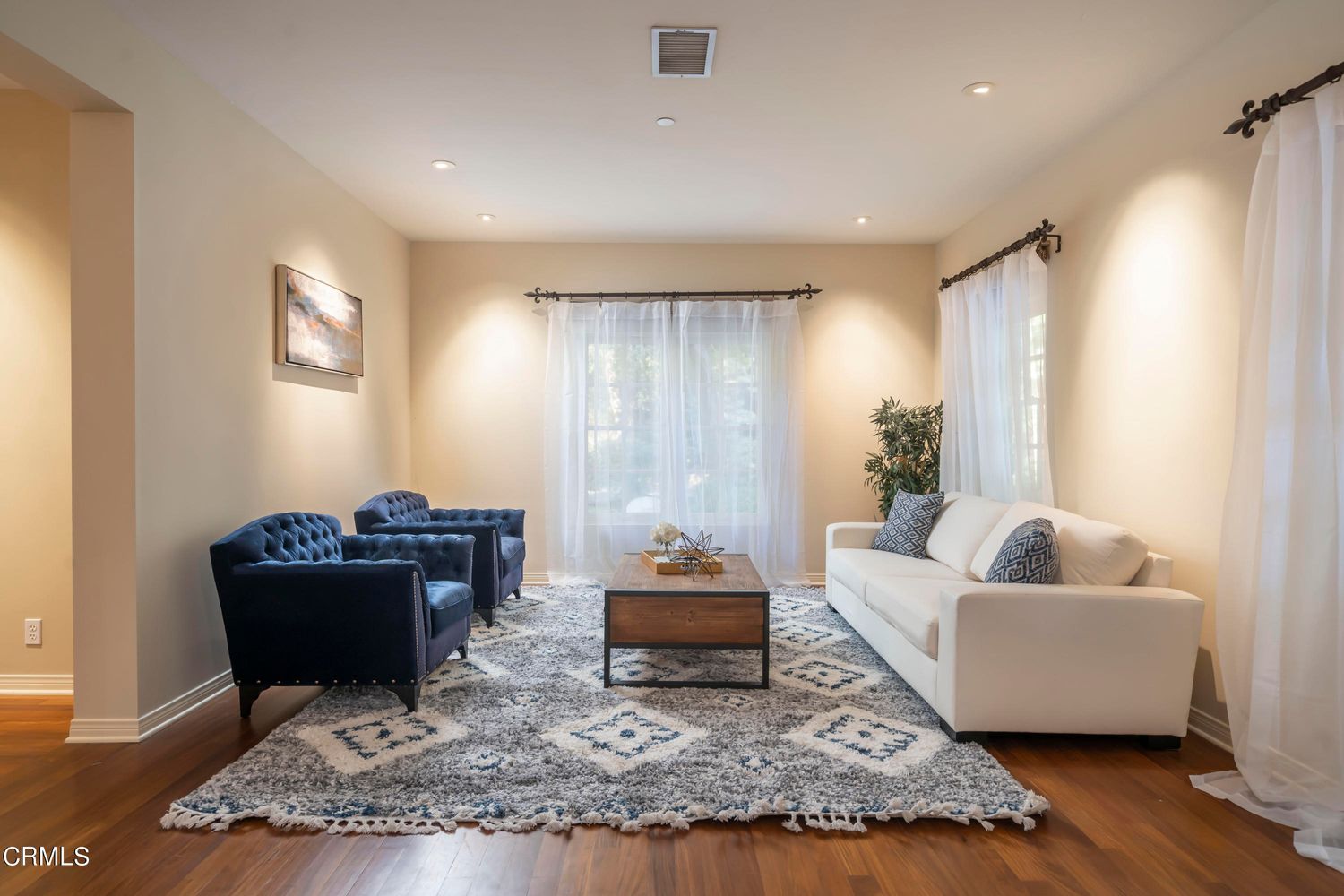 59 W Orange Grove Ave