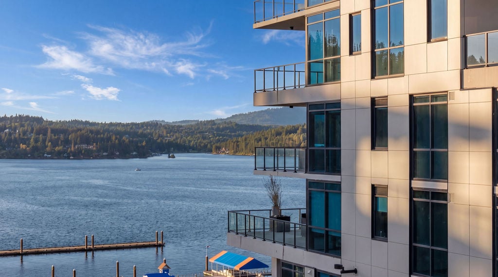 THE THOMAS GEORGE | DOWNTOWN COEUR D' ALENE