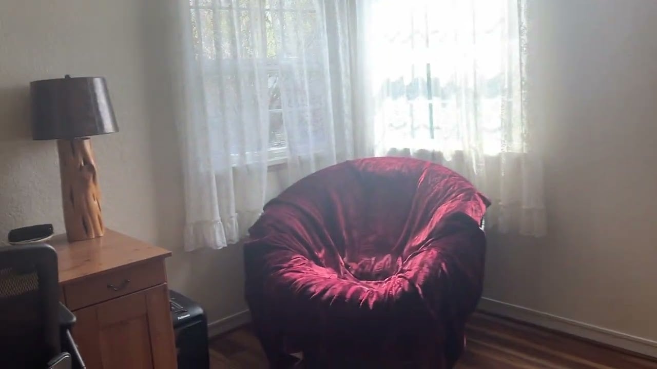 Video walk through 788 NW 9th St. Redmond, OR 97756