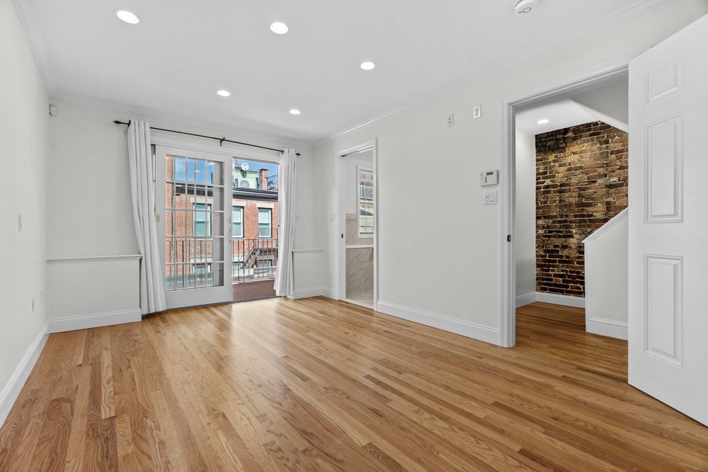 11 Wiget Street, Unit 11-4