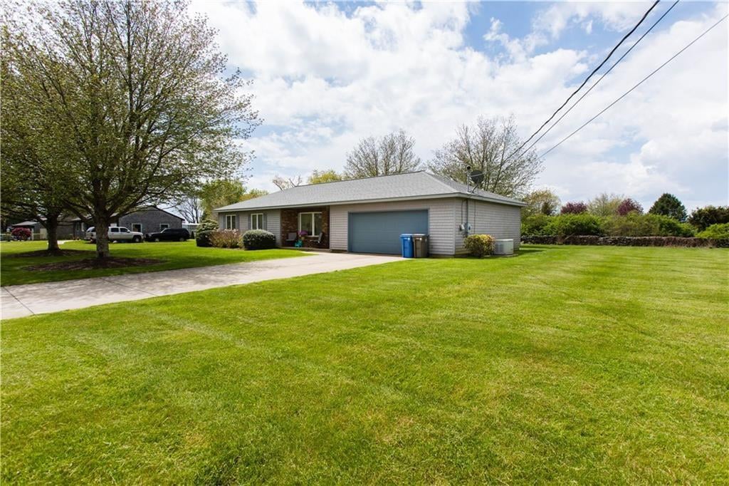 8 Barton Lane, Middletown RI, 02842