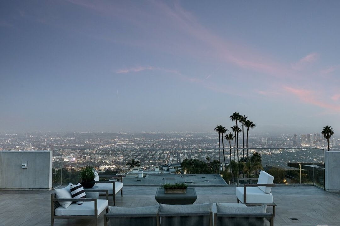 Manor Spot