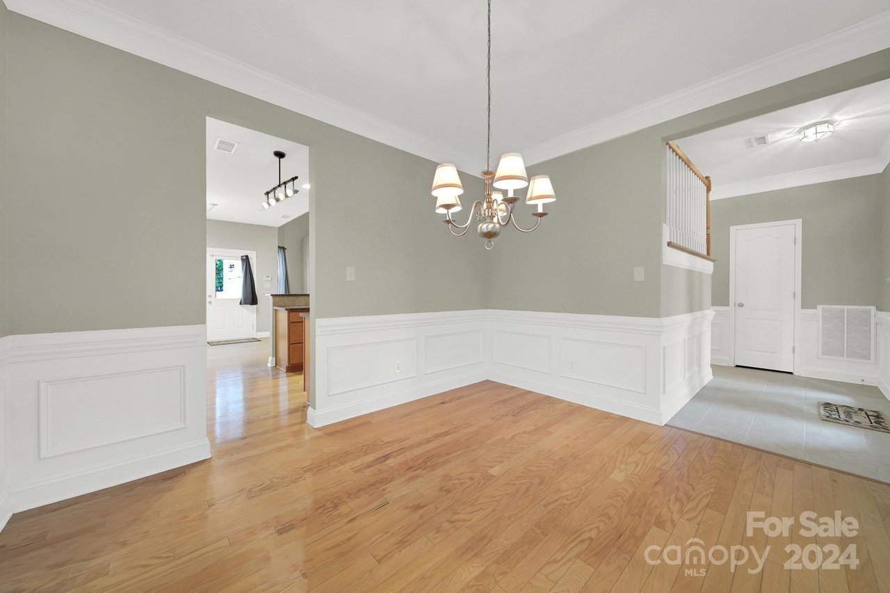 1025 Traditions Park Dr