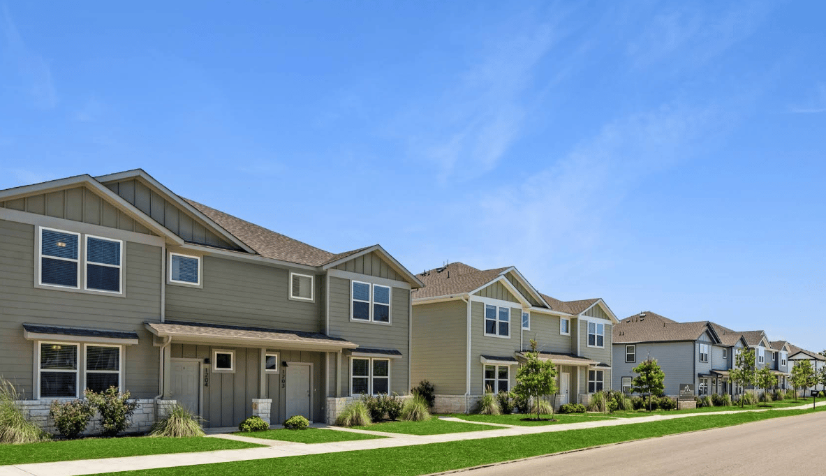  No rent until January 2026!