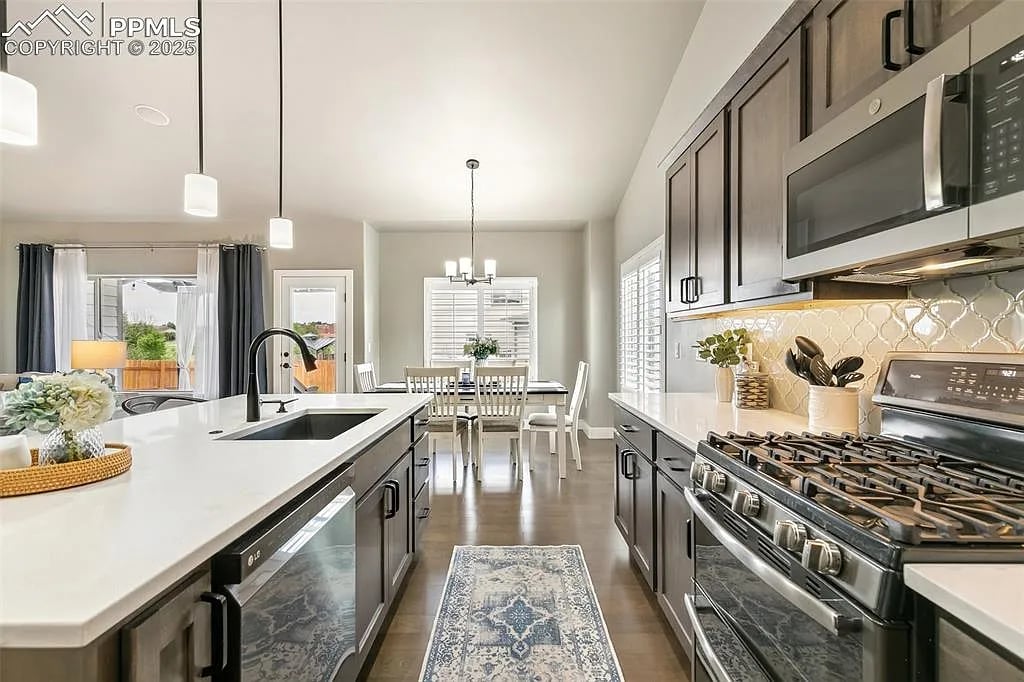 6792 David Anthony Ct