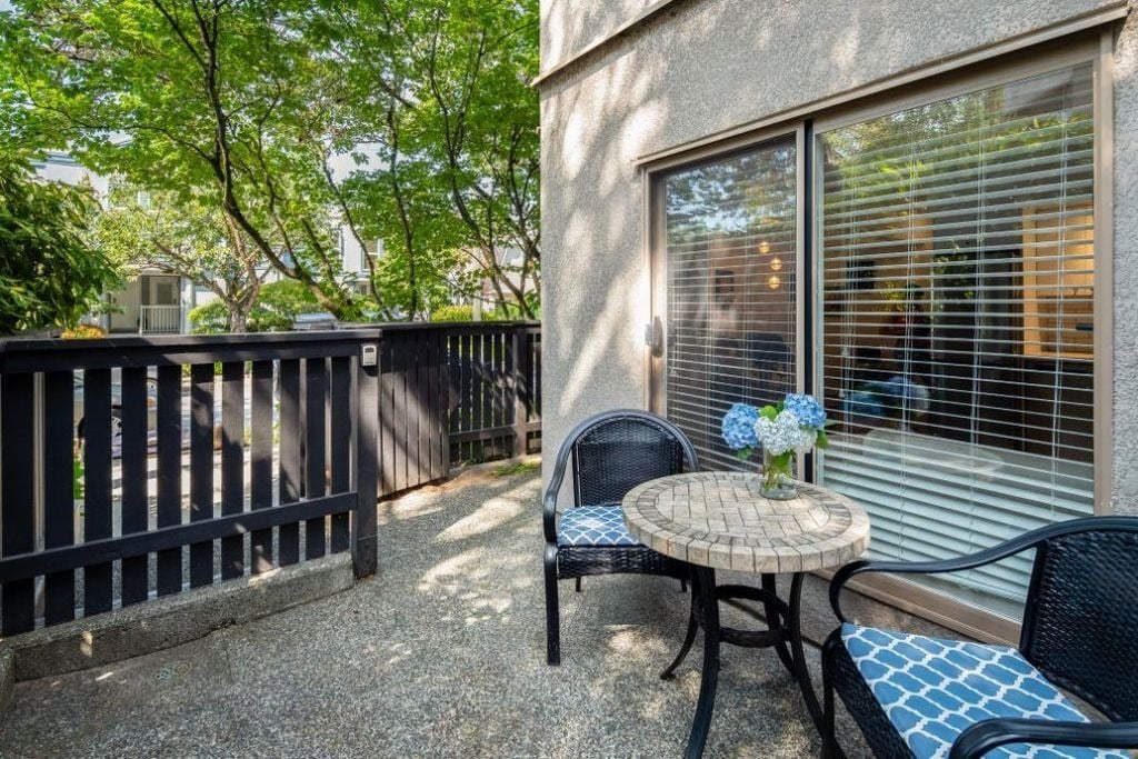 870 W 7th Ave, #1