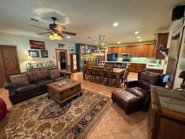 215 7Ol Road Northwest