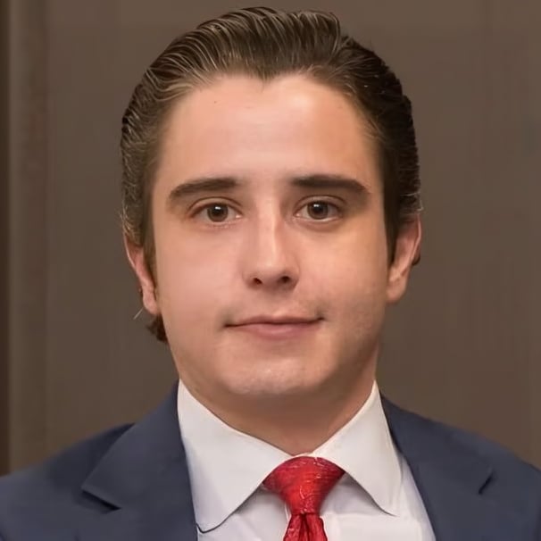 Taylor J. Barnes Alexandria, VA Real Estate Agent Headshot