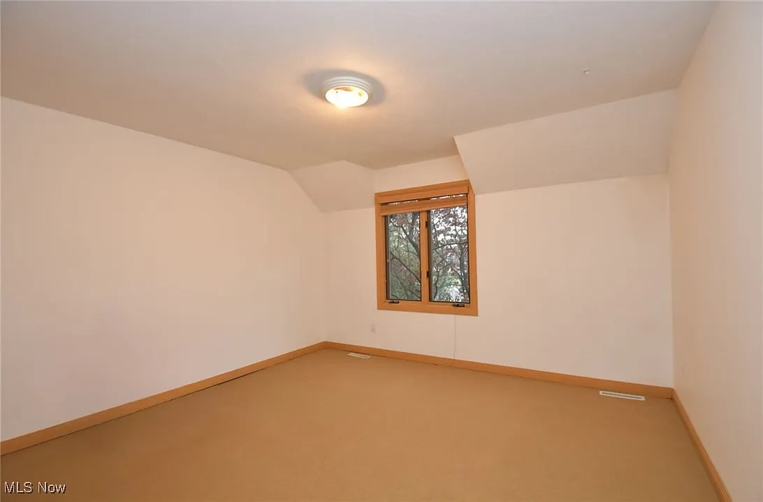 2483 Ginger Wren Road