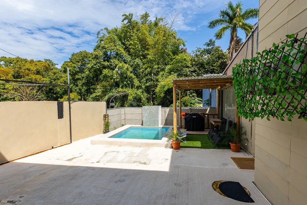 Turnkey Tropical Investment Contemporary Villa near Marina