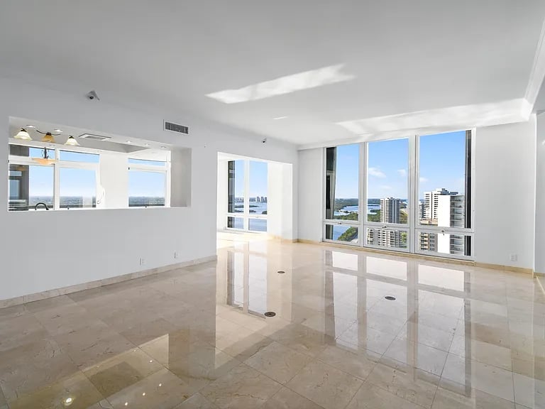 5380 N Ocean Dr, Ph-J
