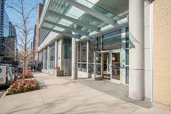 225 West 60th Street #7B