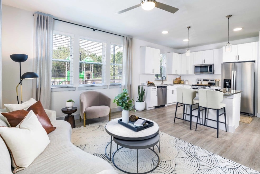 Beautiful 1/1 Georgetown living -ENJOY UP TO 3 MONTHS FREE + $2000!